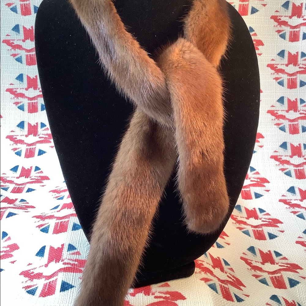 Cassin New York Honey Brown Mink Necklace/Scarf